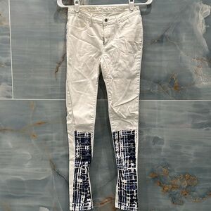 Levi’s white skinny jean leggings